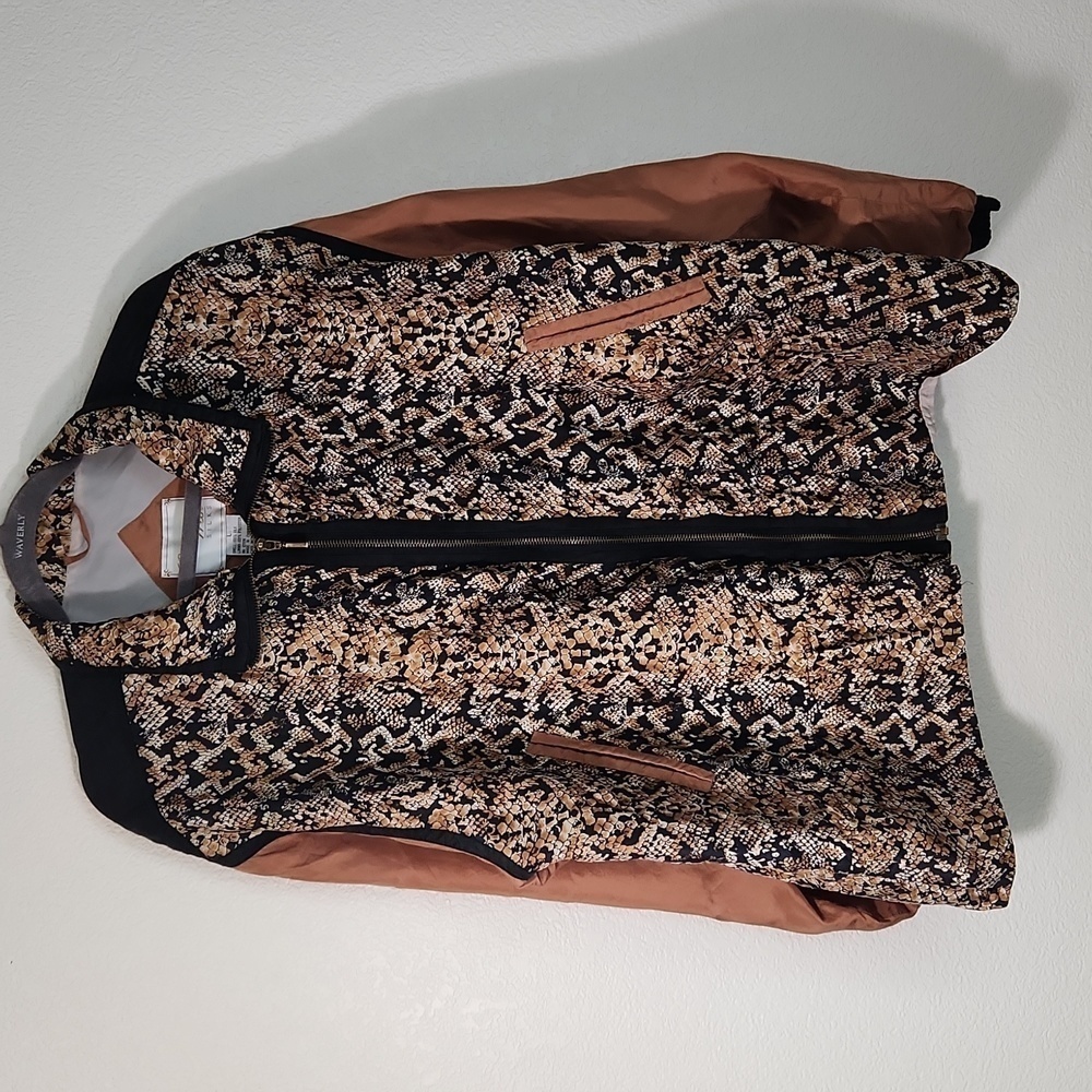 East‎ West Silks, 100% silk snake print lightweight jacket, size large